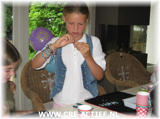 ASIIMG_0051 27-8-2010 Sieradenfeestje Karlijn 11 jaar in Bilthoven.jpg